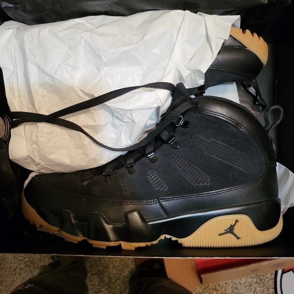 Jordan 9 Boot "Black Gum" - Picture 7 of 8